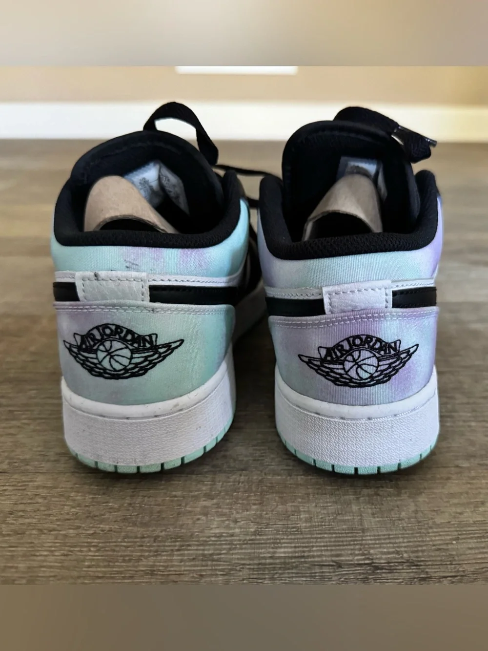 Nike Air Jordan 1 Low SE GS White Mint Foam Black Size 5.5Y / Women’s 7 NEW
